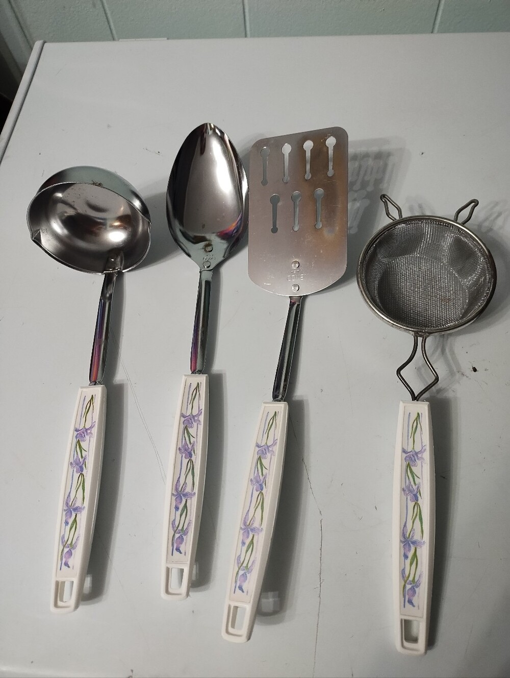 4 Vintage Ekco Shadow Iris Pattern Handled Stainless Steel Kitchen Utensils